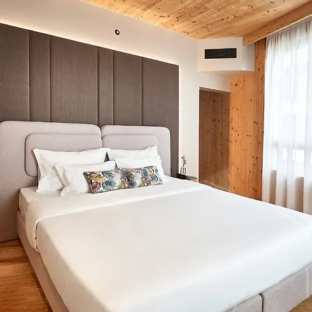 The Log By Piamonte 4* Porto